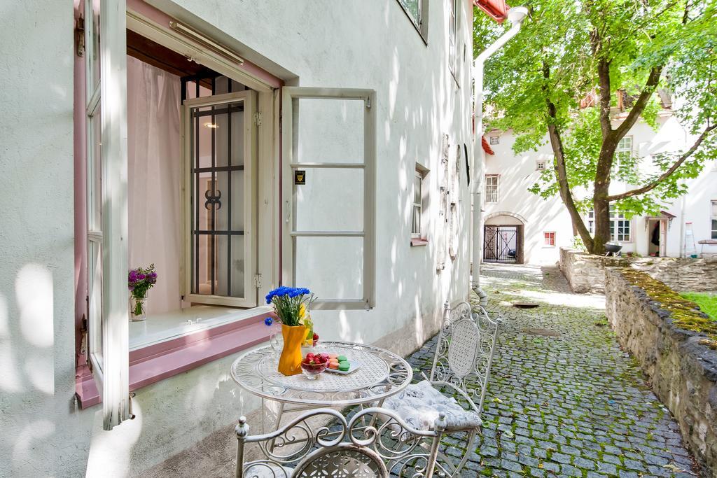 Old Town Central Apartment ทาลลินน์ ภายนอก รูปภาพ